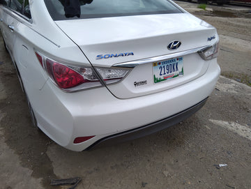2011-2015 Hyundai Sonata Rear Bumper Assembly Oem - Oemusedautoparts1.com