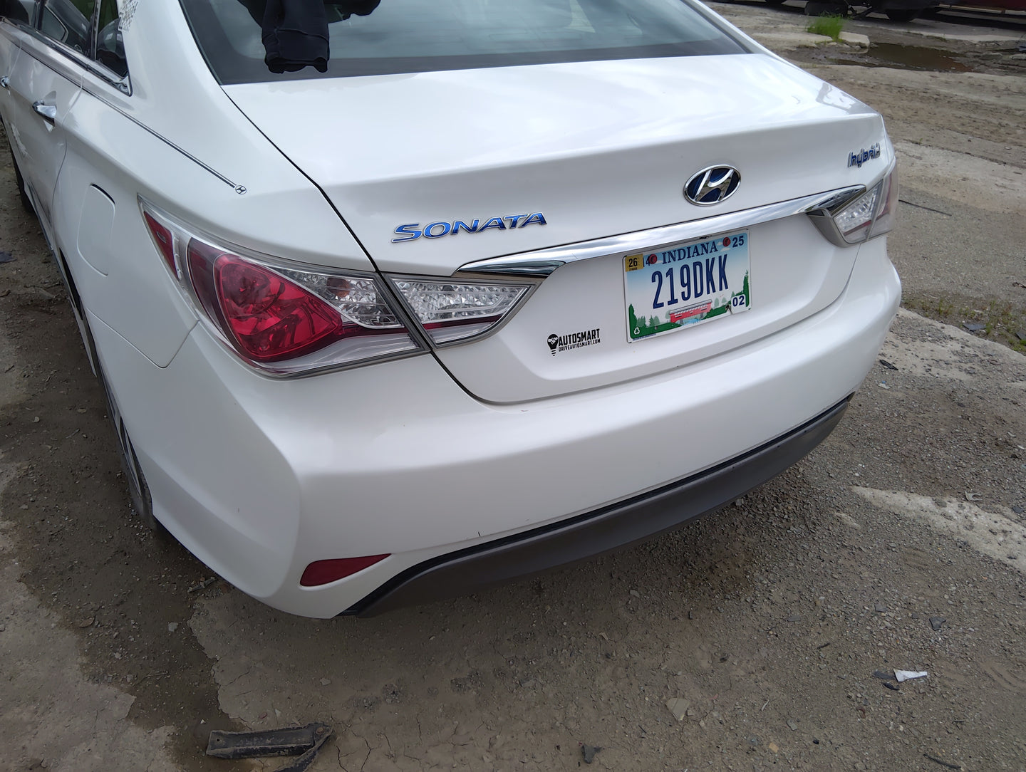 2011-2015 Hyundai Sonata Rear Bumper Assembly Oem - Oemusedautoparts1.com