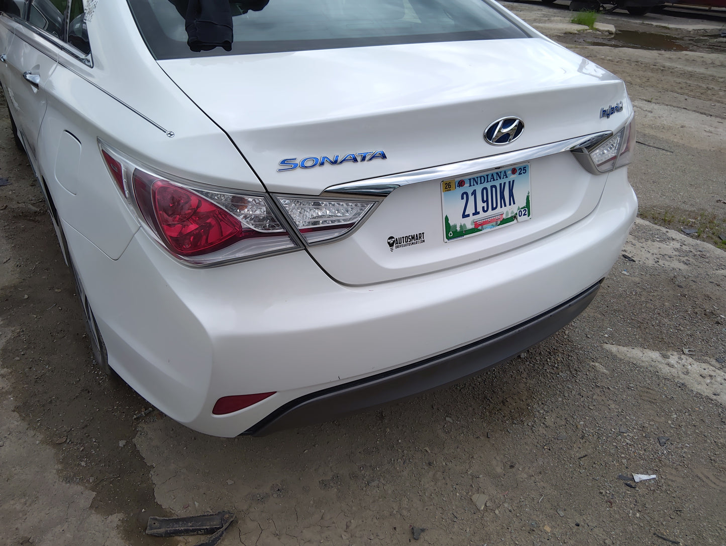 2011-2015 Hyundai Sonata Rear Bumper Assembly Oem - Oemusedautoparts1.com