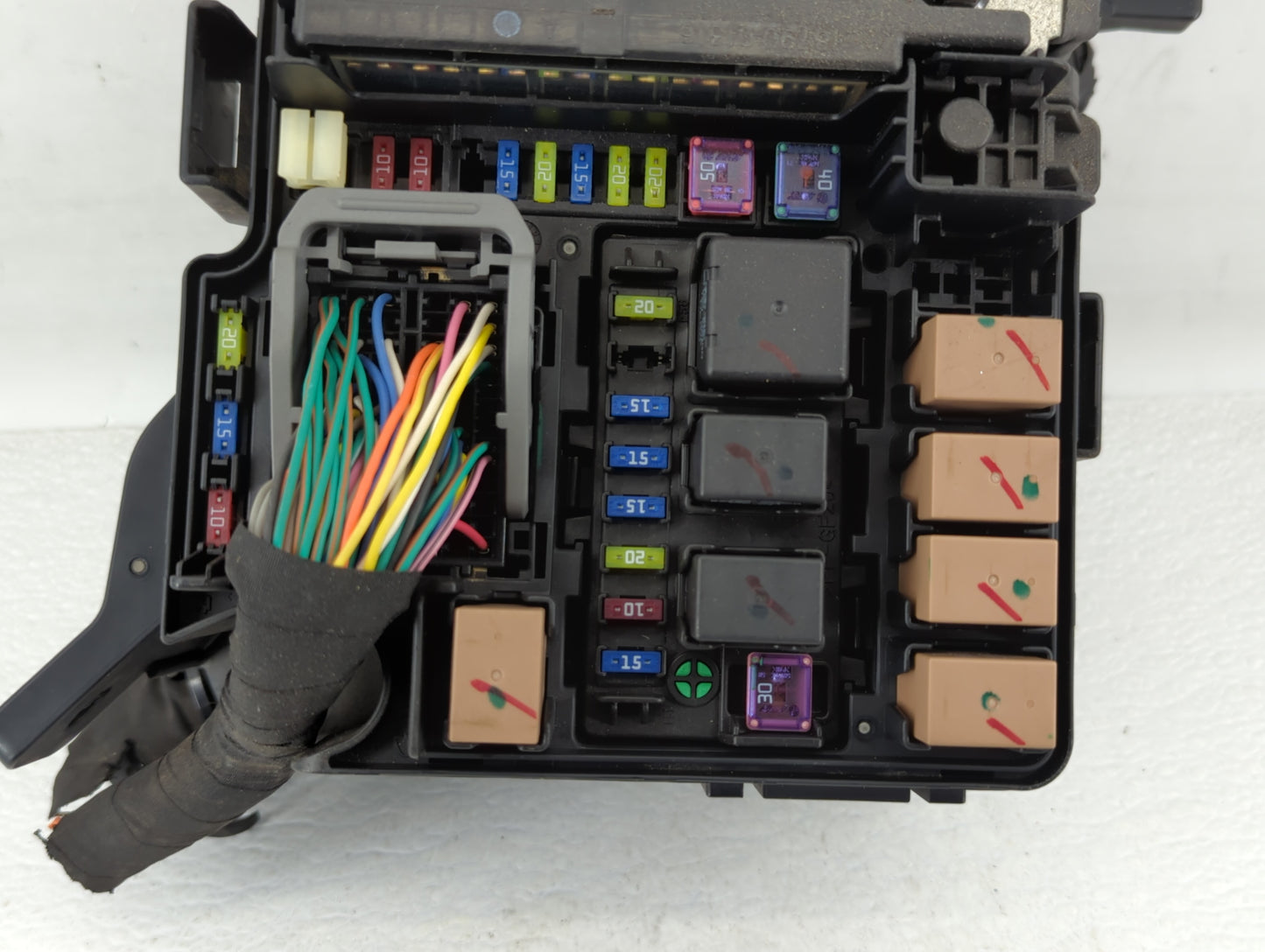 2011-2014 Hyundai Sonata Fusebox Fuse Box Panel Relay Module P/N:91950-3S711 91200-3Q203 Fits Fits 2011 2012 2013 2014 OEM U