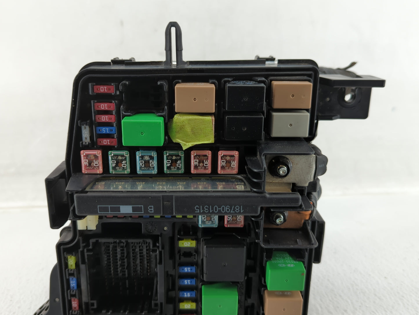 2011-2012 Hyundai Sonata Fusebox Fuse Box Panel Relay Module P/N:91200-4R015 Fits Fits 2011 2012 OEM Used Auto Parts - Oemus
