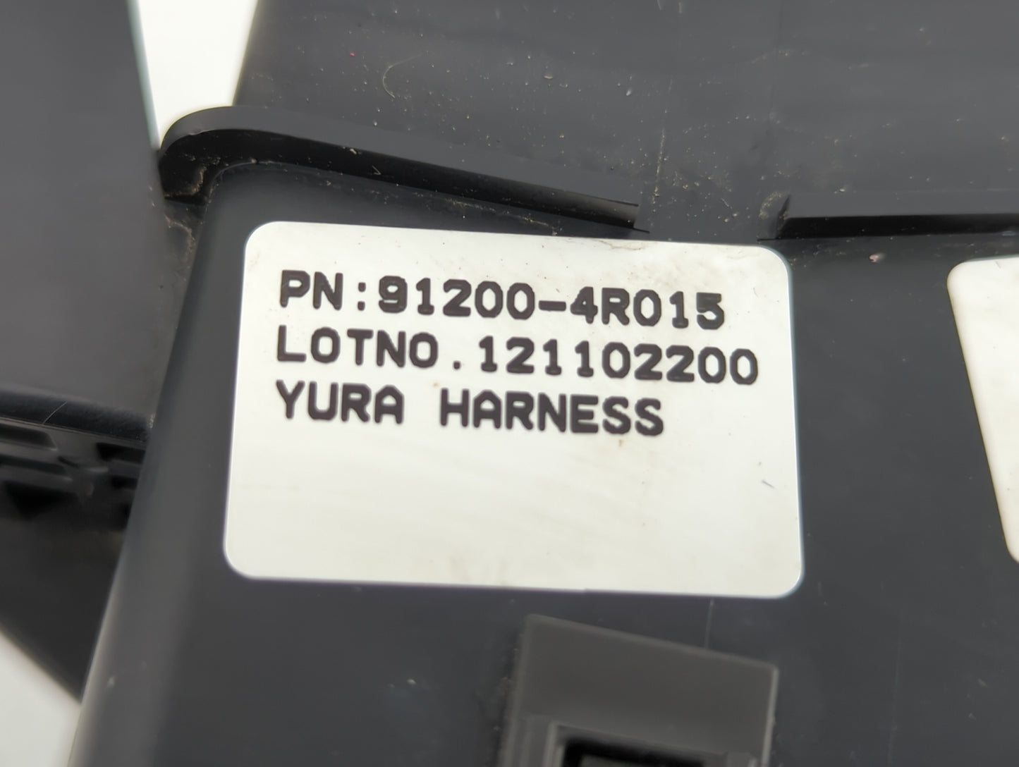 2011-2012 Hyundai Sonata Fusebox Fuse Box Panel Relay Module P/N:91200-4R015 Fits Fits 2011 2012 OEM Used Auto Parts - Oemus