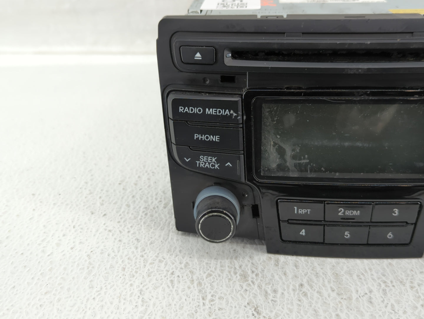 2012-2015 Hyundai Sonata Am Fm Cd Player Radio Receiver - Oemusedautoparts1.com