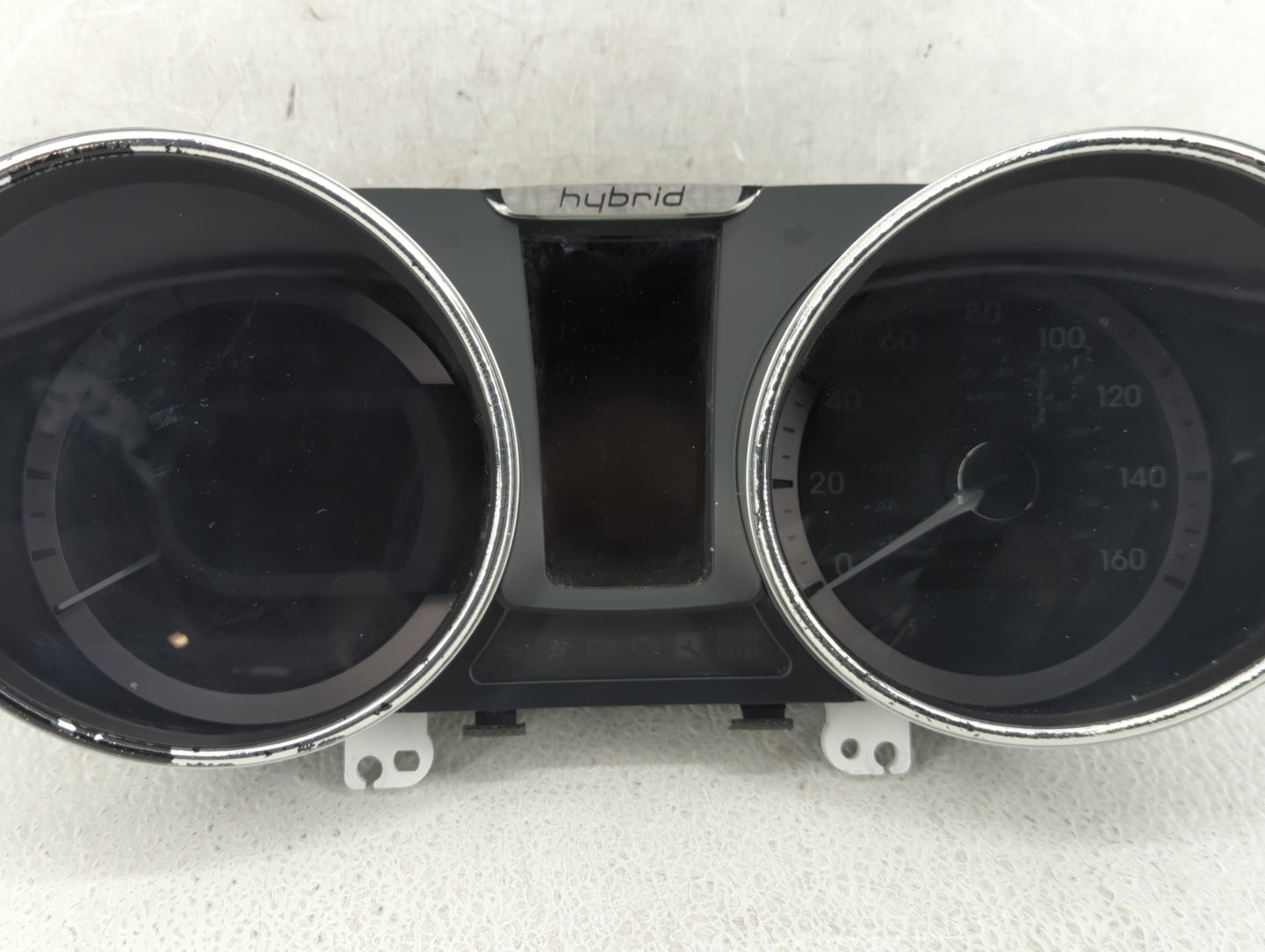 2011-2015 Hyundai Sonata Instrument Cluster Speedometer Gauges P/N:94001-4R002 Fits Fits 2011 2012 2013 2014 2015 OEM Used A