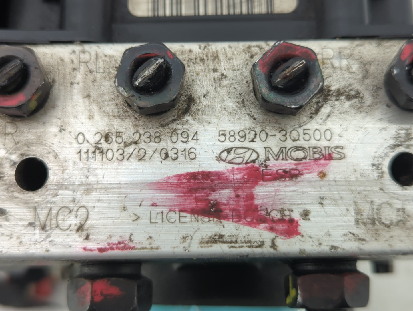 2011-2013 Hyundai Sonata ABS Pump Control Module Replacement P/N:58920-03Q500 58920-3S400 Fits Fits 2011 2012 2013 OEM Used 