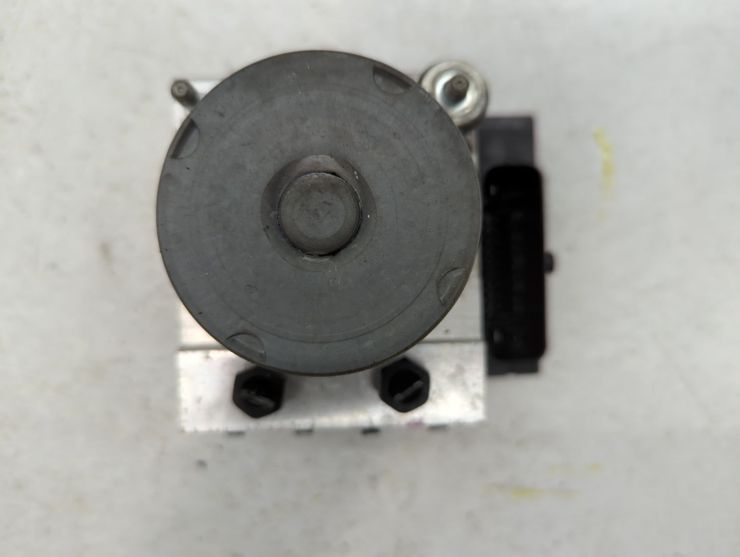 2011-2013 Hyundai Sonata ABS Pump Control Module Replacement P/N:58920-3Q500 Fits Fits 2011 2012 2013 OEM Used Auto Parts - 