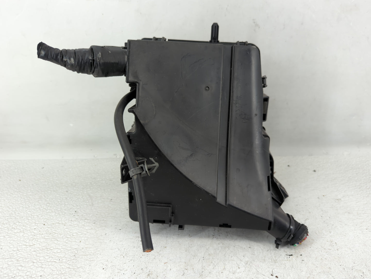 2011-2014 Hyundai Sonata Fusebox Fuse Box Panel Relay Module P/N:91950-3S7102 Fits Fits 2011 2012 2013 2014 OEM Used Auto Pa