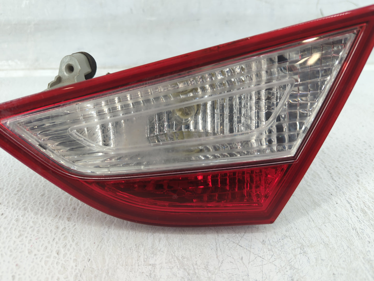 2011-2014 Hyundai Sonata Tail Light Assembly Passenger Right OEM P/N:92404-3Q Fits Fits 2011 2012 2013 2014 OEM Used Auto Pa