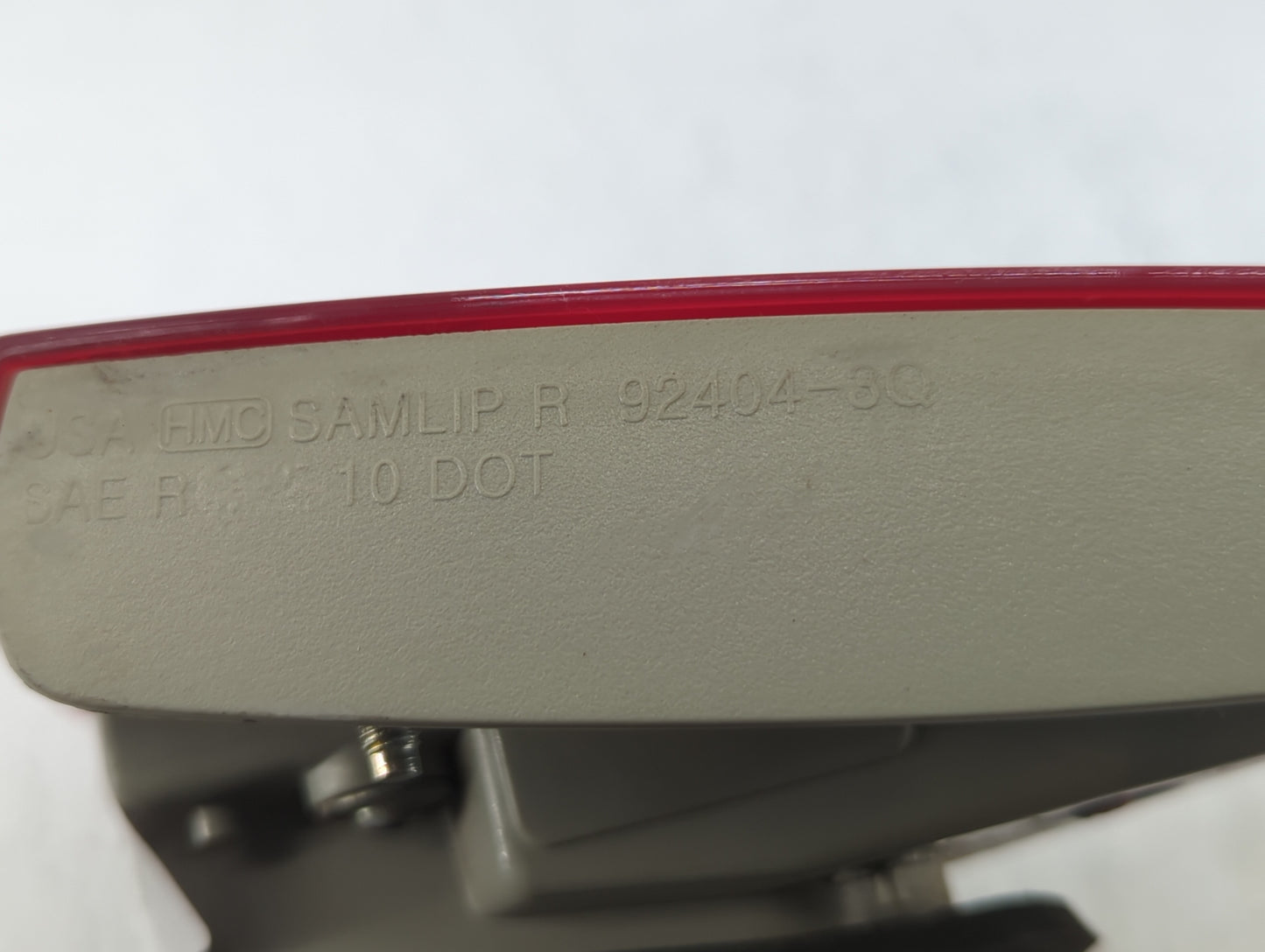 2011-2014 Hyundai Sonata Tail Light Assembly Passenger Right OEM P/N:92404-3Q Fits Fits 2011 2012 2013 2014 OEM Used Auto Pa