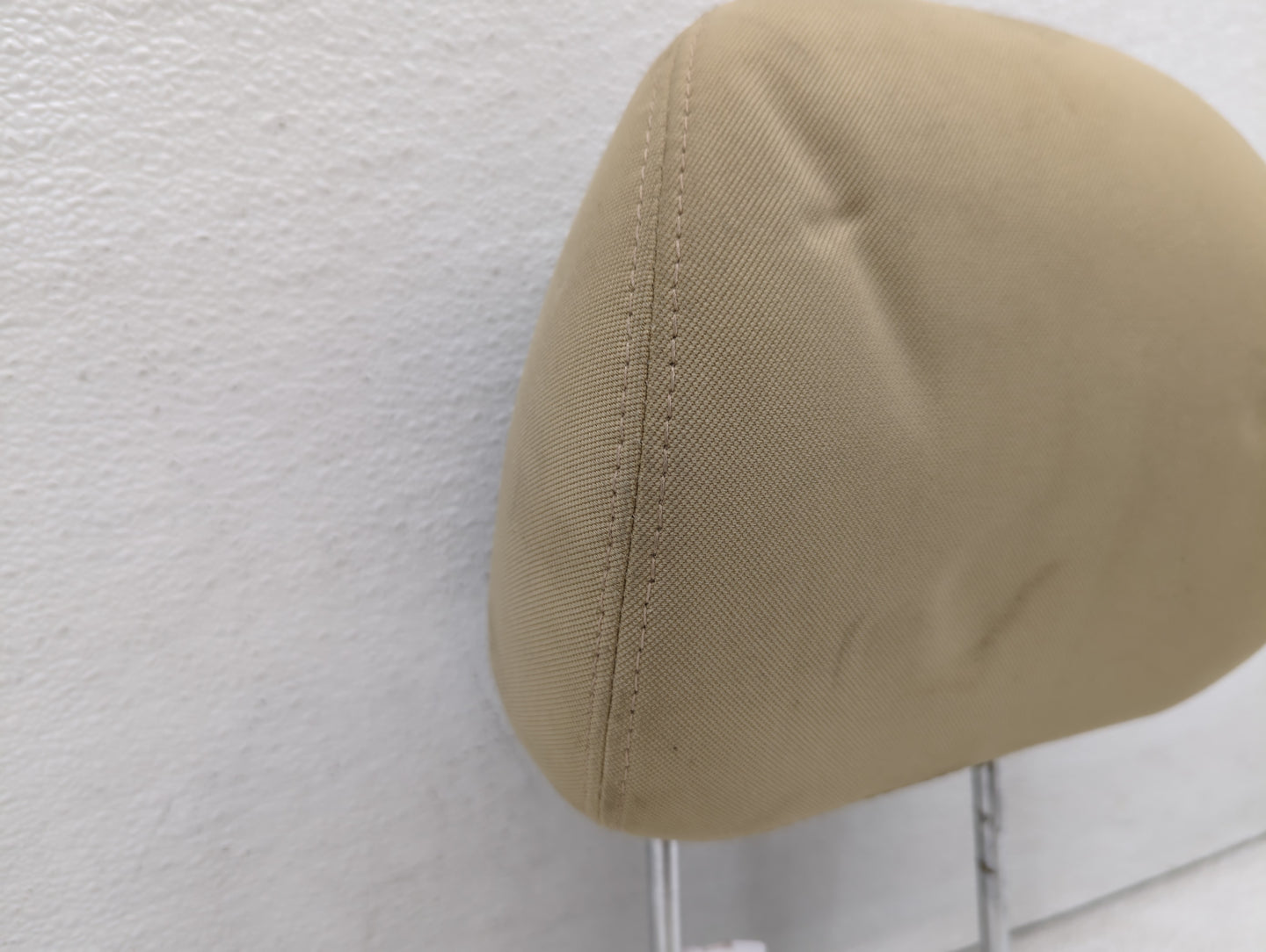 2011-2012 Hyundai Sonata Headrest Head Rest Front Driver Passenger Seat - Oemusedautoparts1.com