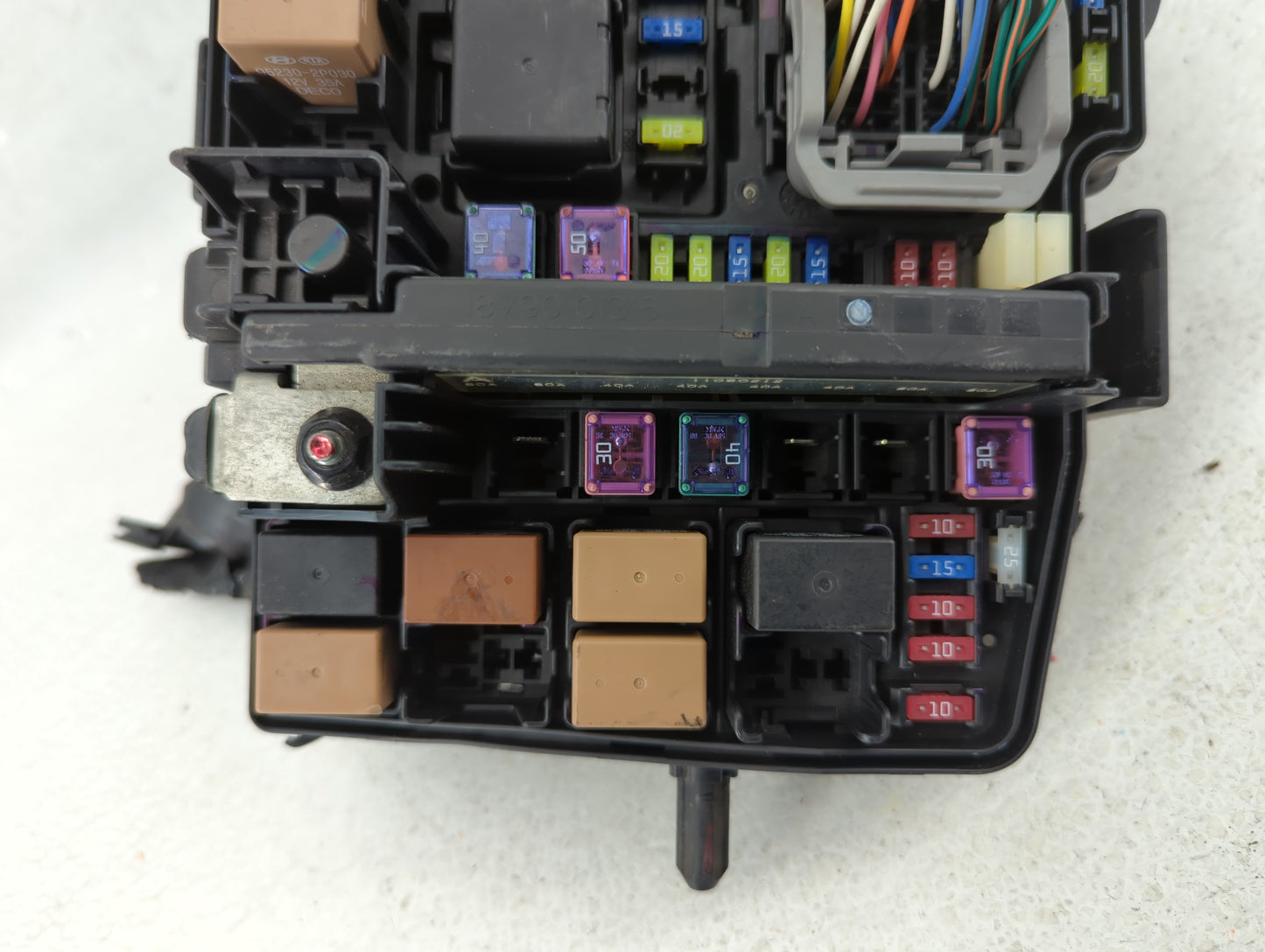 2011-2014 Hyundai Sonata Fusebox Fuse Box Panel Relay Module P/N:VS912003Q073MO Fits Fits 2011 2012 2013 2014 OEM Used Auto 