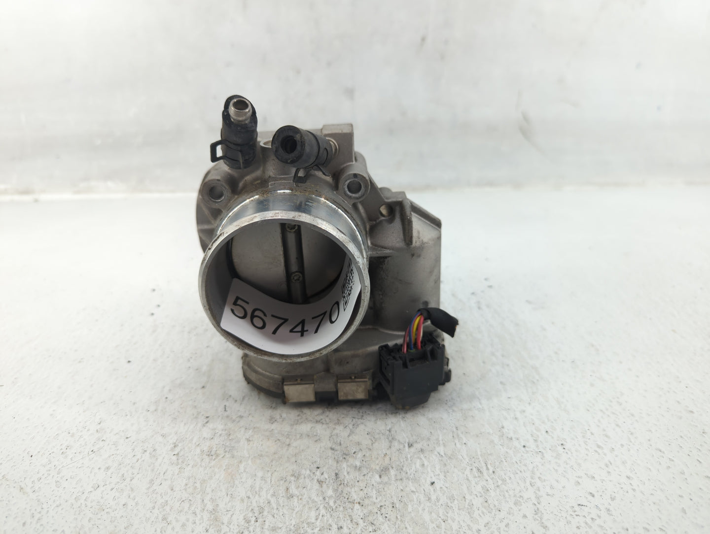 2011-2014 Hyundai Sonata Throttle Body P/N:35100-2G710 Fits Fits 2011 2012 2013 2014 2015 2016 OEM Used Auto Parts - Oemused