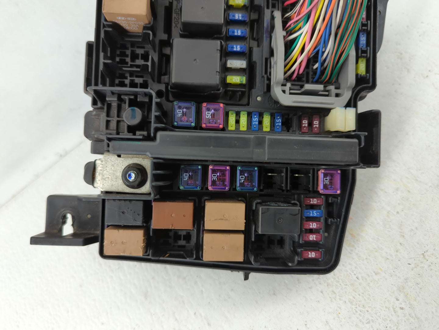 2011-2014 Hyundai Sonata Fusebox Fuse Box Panel Relay Module P/N:91950-3S740 Fits Fits 2011 2012 2013 2014 OEM Used Auto Par