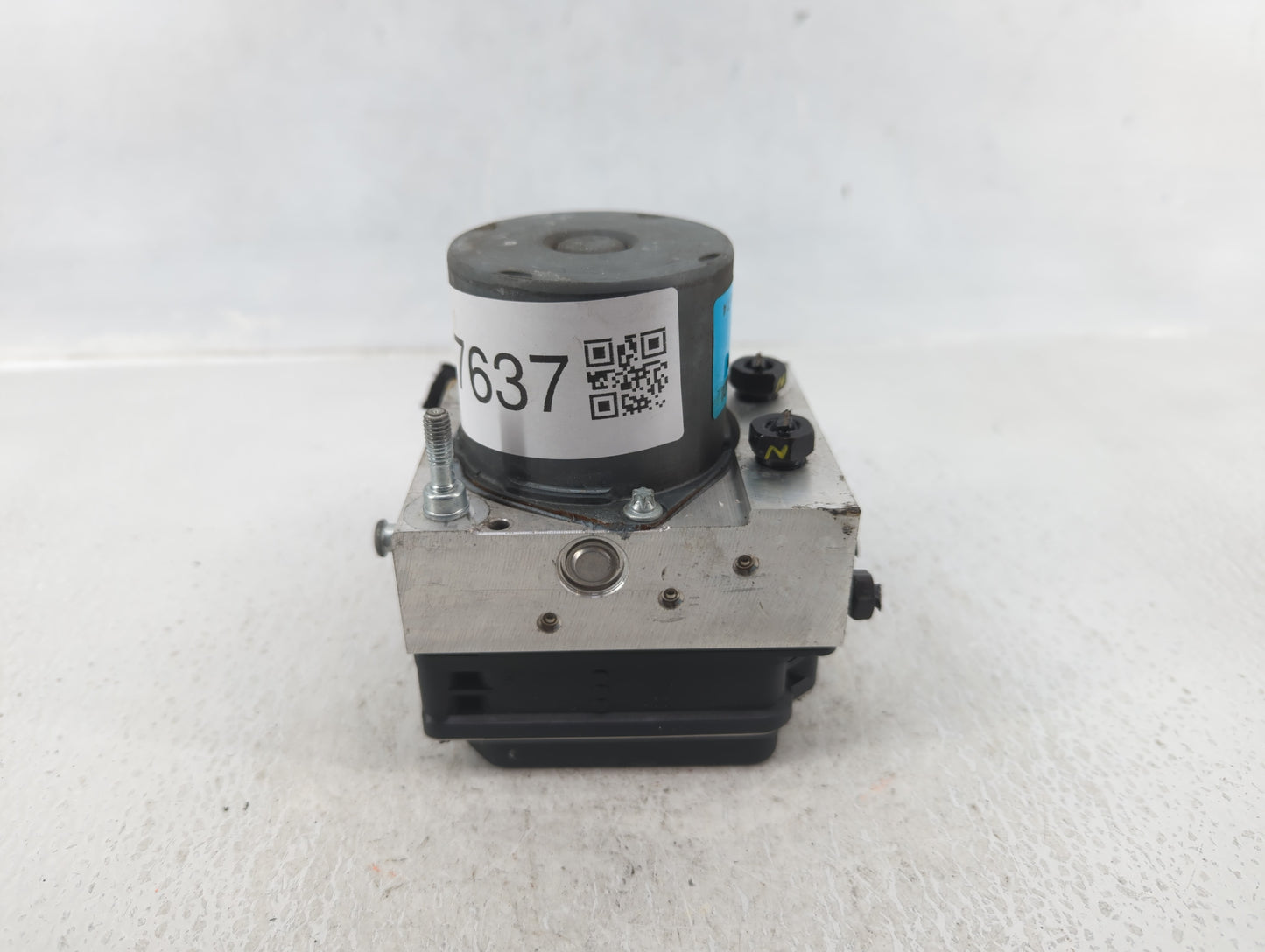 2011-2013 Hyundai Sonata ABS Pump Control Module Replacement P/N:58920-3Q500 Fits Fits 2011 2012 2013 OEM Used Auto Parts - 