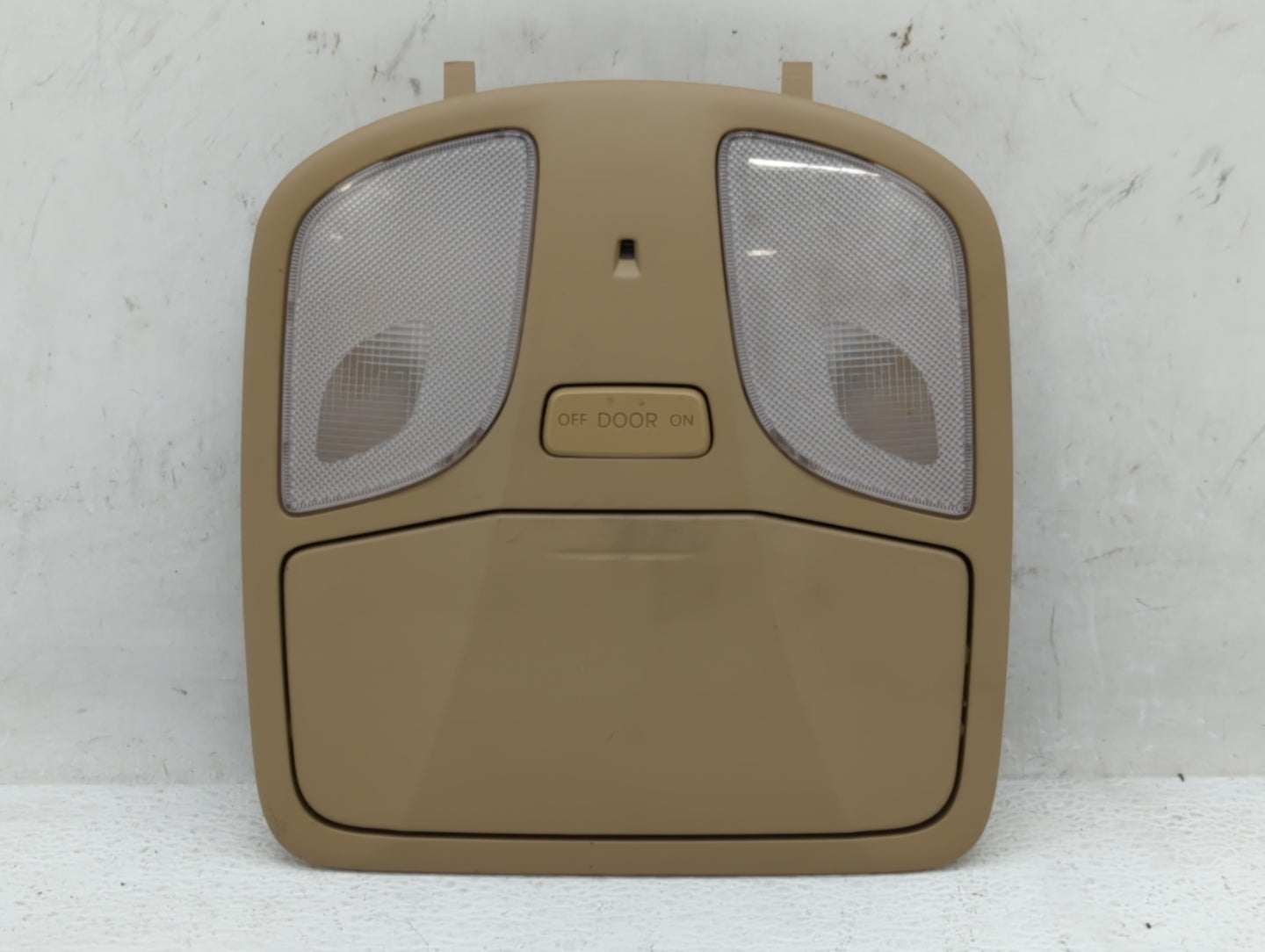 2012 Hyundai Sonata Overhead Roof Console - Oemusedautoparts1.com