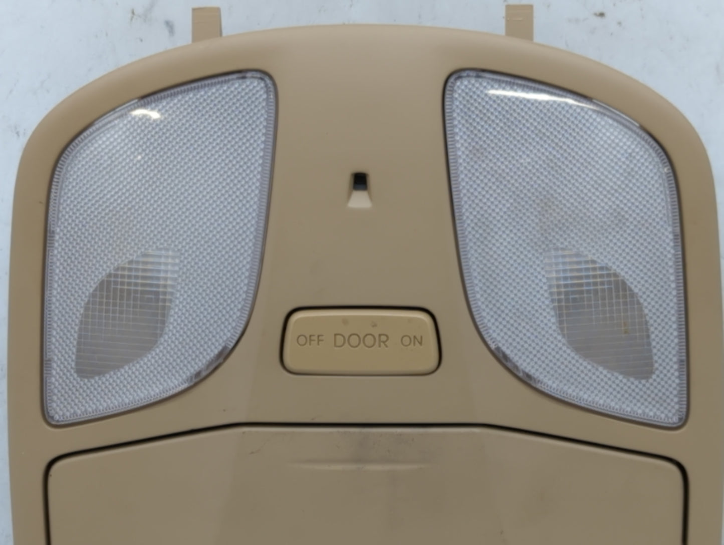2012 Hyundai Sonata Overhead Roof Console - Oemusedautoparts1.com