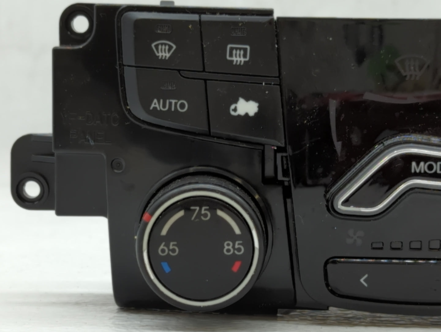 2011-2013 Hyundai Sonata Climate Control Module Temperature AC/Heater Replacement P/N:7YFDNAGJE054 97250-3Q300 Fits OEM Used