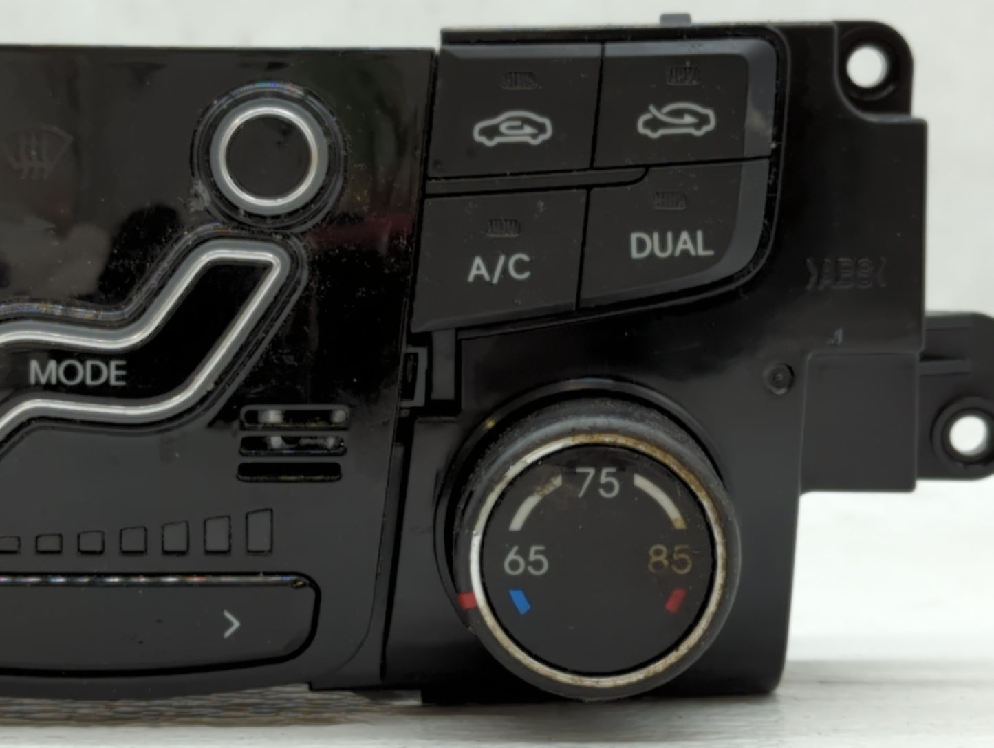 2011-2013 Hyundai Sonata Climate Control Module Temperature AC/Heater Replacement P/N:7YFDNAGJE054 97250-3Q300 Fits OEM Used
