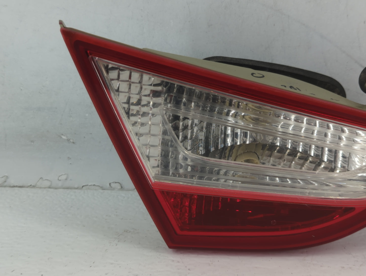 2011-2014 Hyundai Sonata Tail Light Assembly Driver Left OEM P/N:92403-309 Fits Fits 2011 2012 2013 2014 OEM Used Auto Parts