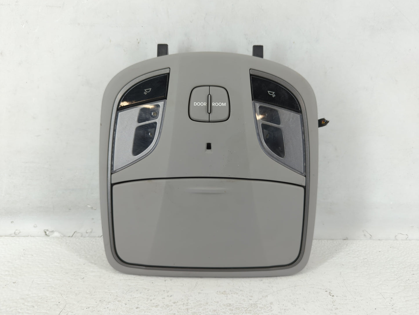 2011-2013 Hyundai Sonata Overhead Console W/rear Climate Control - Oemusedautoparts1.com