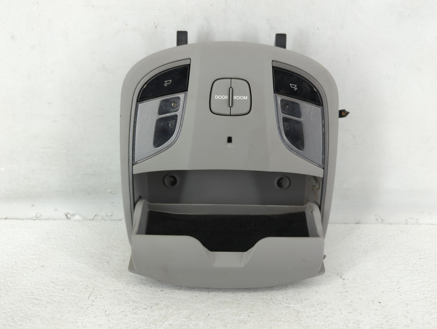 2011-2013 Hyundai Sonata Overhead Console W/rear Climate Control - Oemusedautoparts1.com