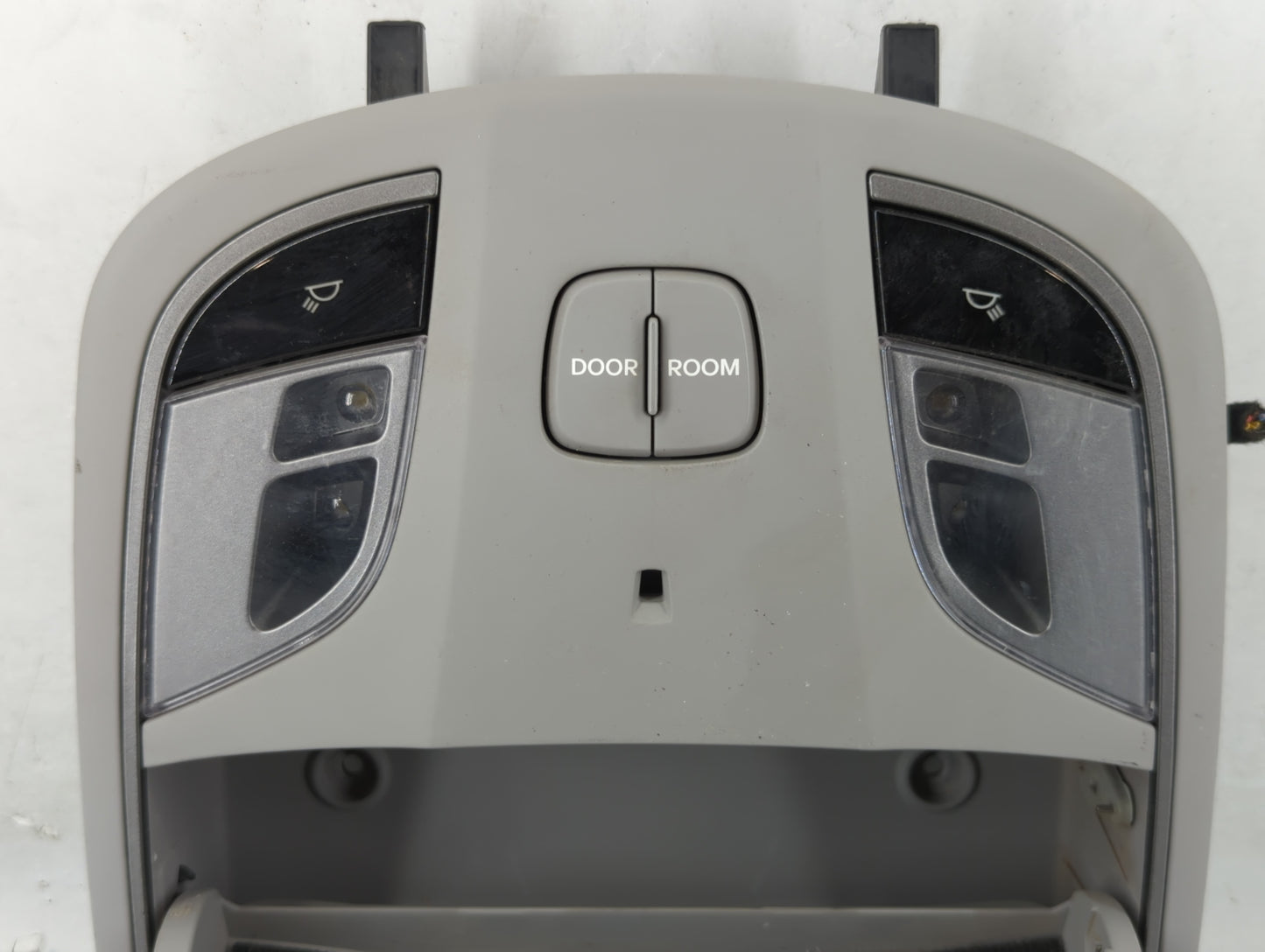 2011-2013 Hyundai Sonata Overhead Console W/rear Climate Control - Oemusedautoparts1.com