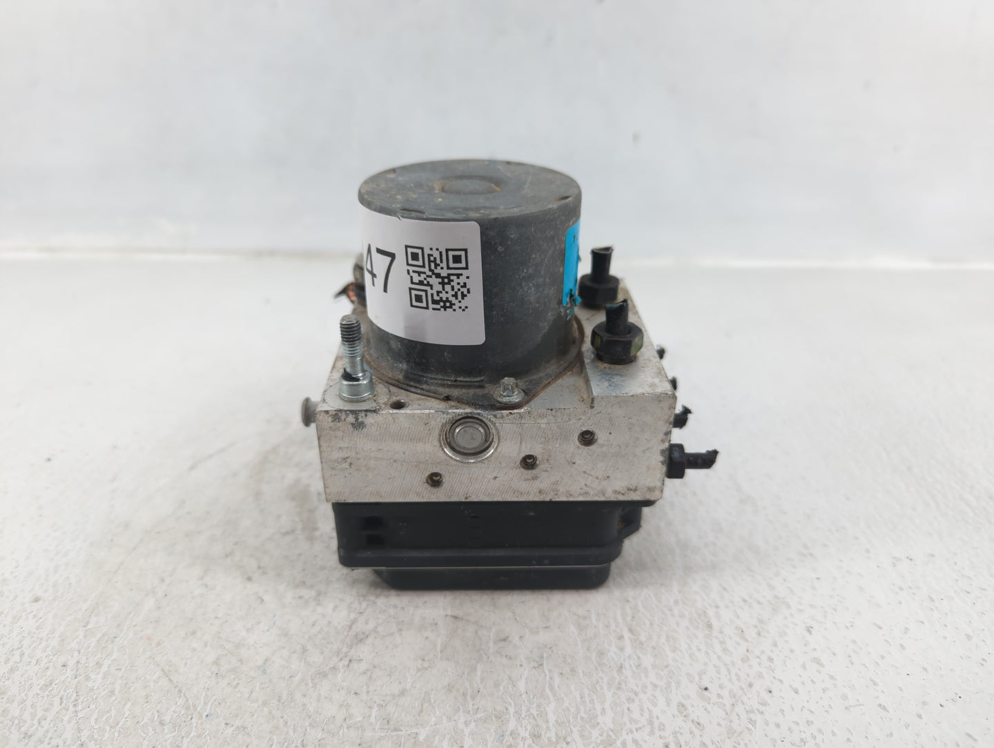 2011-2013 Hyundai Sonata ABS Pump Control Module Replacement P/N:58920-3Q500 Fits Fits 2011 2012 2013 OEM Used Auto Parts - 
