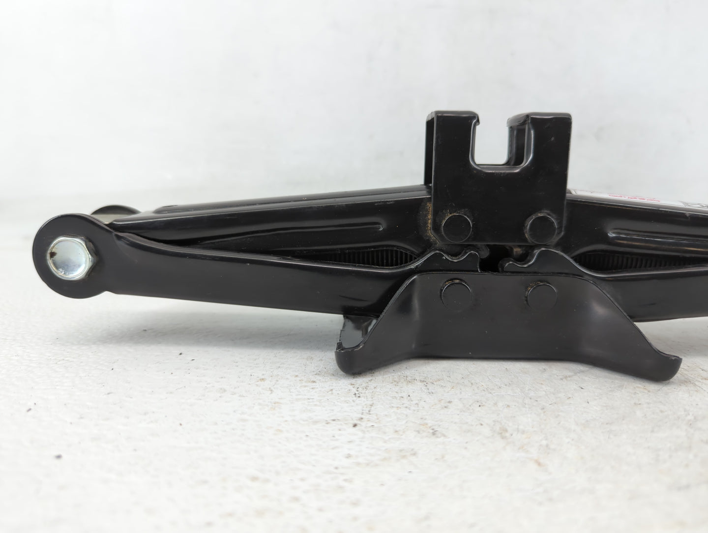 2012 Hyundai Sonata Spare Scissor Car Jack - Oemusedautoparts1.com