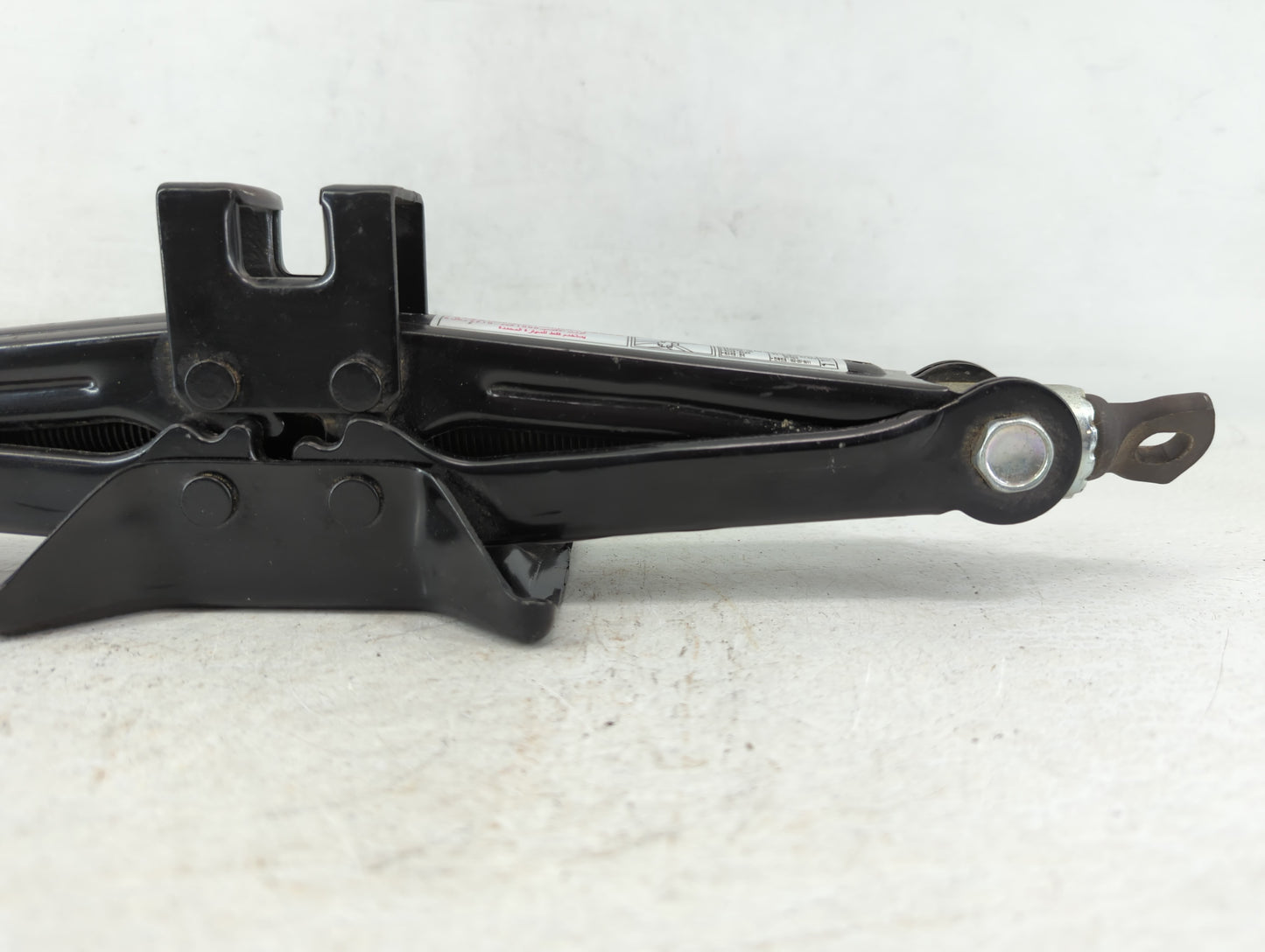 2012 Hyundai Sonata Spare Scissor Car Jack - Oemusedautoparts1.com