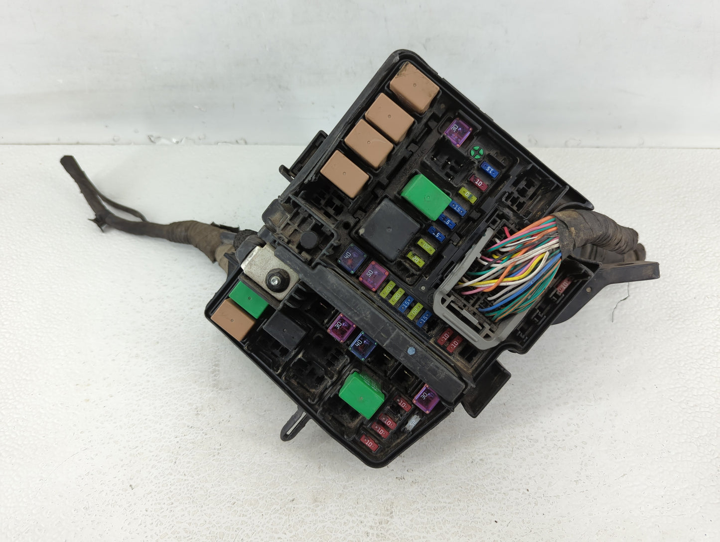 2011-2012 Hyundai Sonata Fusebox Fuse Box Panel Relay Module P/N:4YFP1110 5630030601 Fits Fits 2011 2012 OEM Used Auto Parts