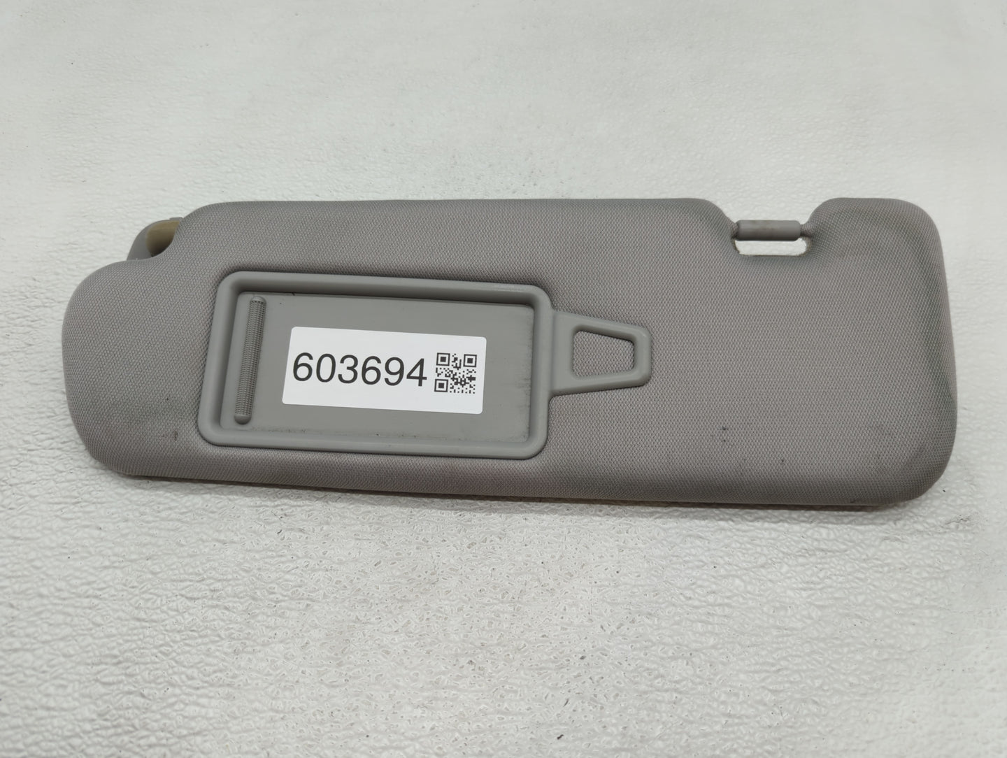 2011-2015 Hyundai Sonata Sun Visor Shade Replacement Driver Left Mirror Fits Fits 2011 2012 2013 2014 2015 OEM Used Auto Par