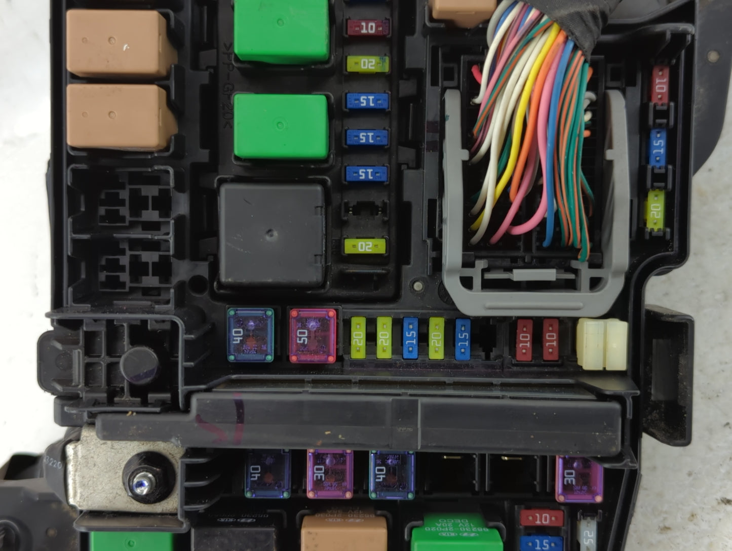 2011-2014 Hyundai Sonata Fusebox Fuse Box Panel Relay Module P/N:VS912003Q292M0 Fits Fits 2011 2012 2013 2014 OEM Used Auto 