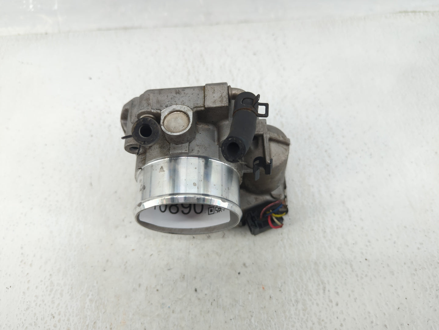 2011-2014 Hyundai Sonata Throttle Body P/N:35100-2G700 Fits Fits 2011 2012 2013 2014 2015 2016 OEM Used Auto Parts - Oemused