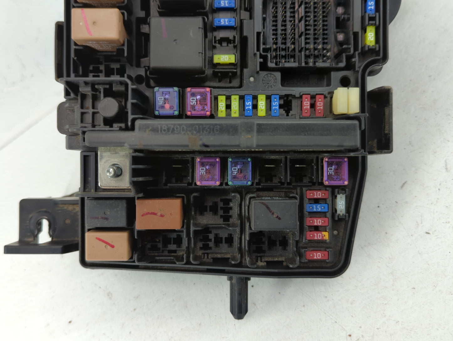 2011-2014 Hyundai Sonata Fusebox Fuse Box Panel Relay Module P/N:91950-3S711 Fits Fits 2011 2012 2013 2014 OEM Used Auto Par