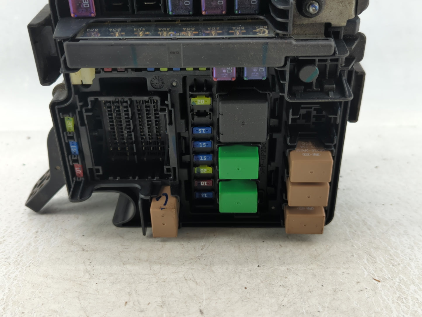 2011-2014 Hyundai Sonata Fusebox Fuse Box Panel Relay Module P/N:91950-3S740 Fits Fits 2011 2012 2013 2014 OEM Used Auto Par