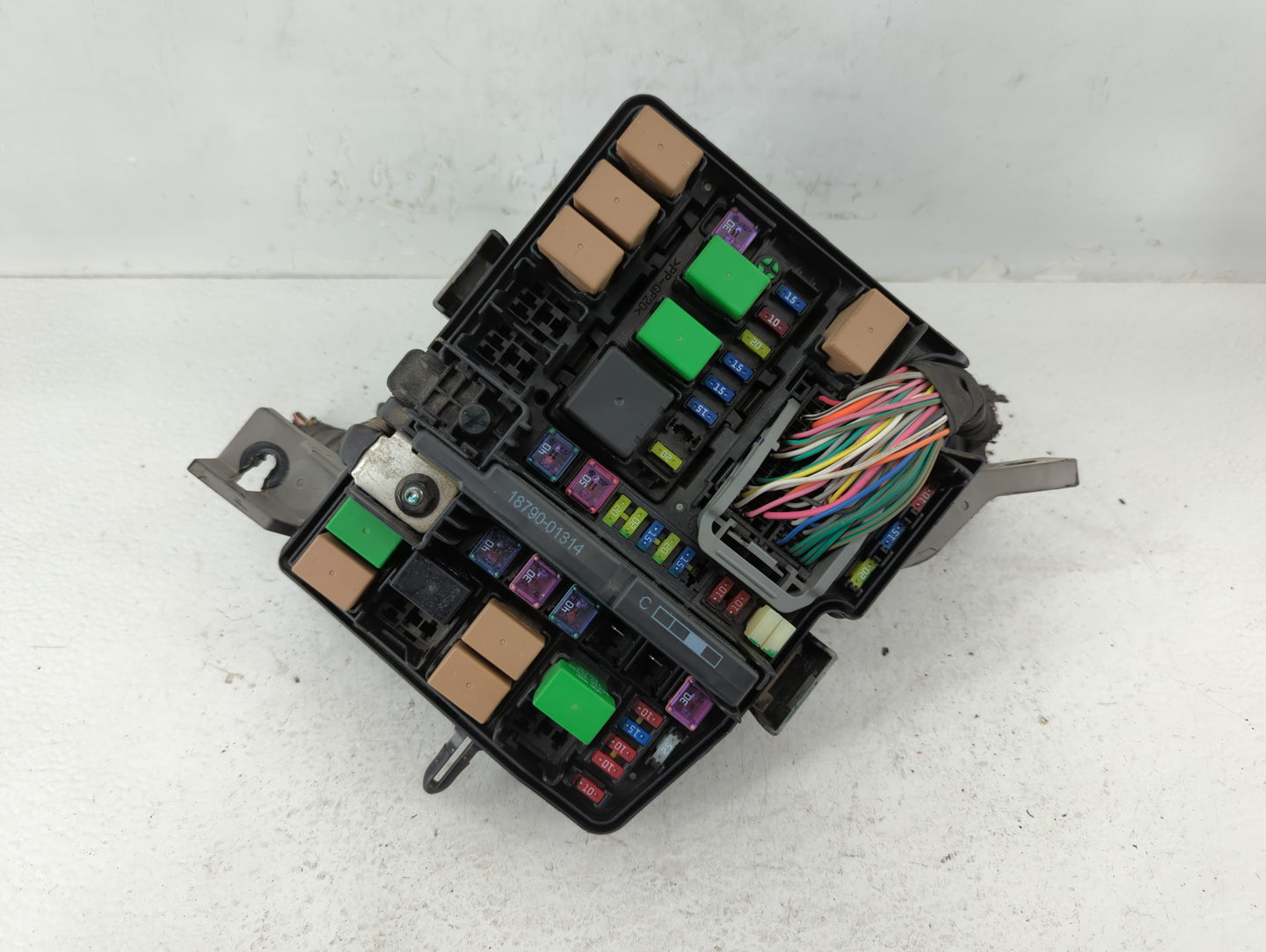 2011-2014 Hyundai Sonata Fusebox Fuse Box Panel Relay Module P/N:91950-3S740 Fits Fits 2011 2012 2013 2014 OEM Used Auto Par