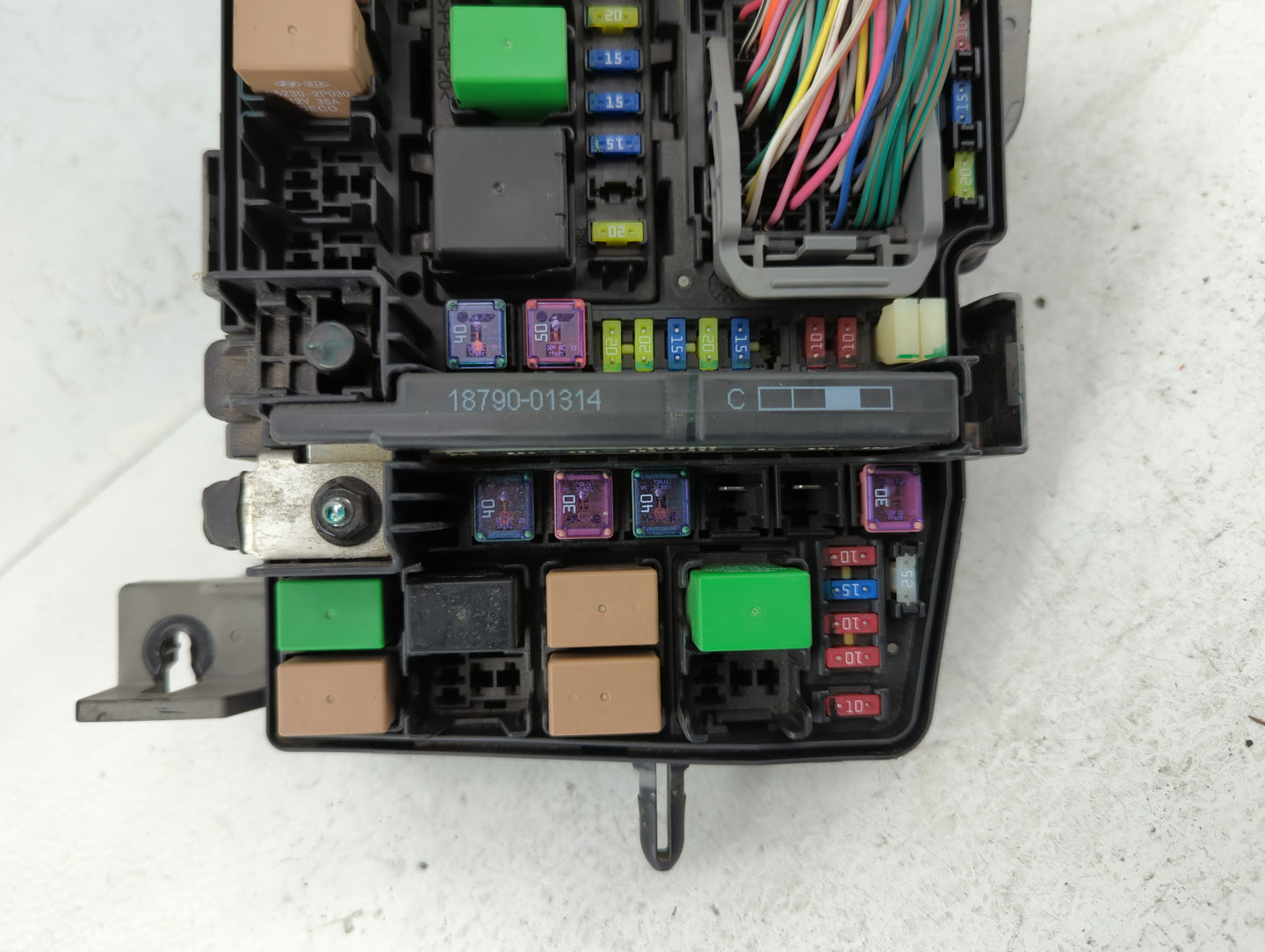 2011-2014 Hyundai Sonata Fusebox Fuse Box Panel Relay Module P/N:91950-3S740 Fits Fits 2011 2012 2013 2014 OEM Used Auto Par