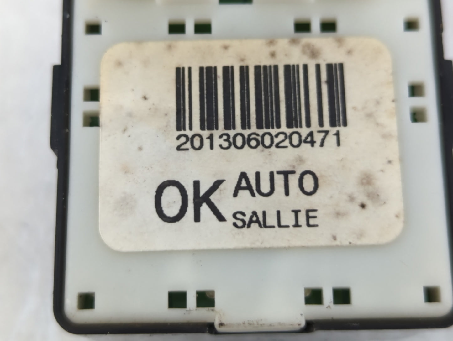 2011-2015 Hyundai Sonata Master Power Window Switch Replacement Driver Side Left P/N:201306020471 Fits OEM Used Auto Parts -