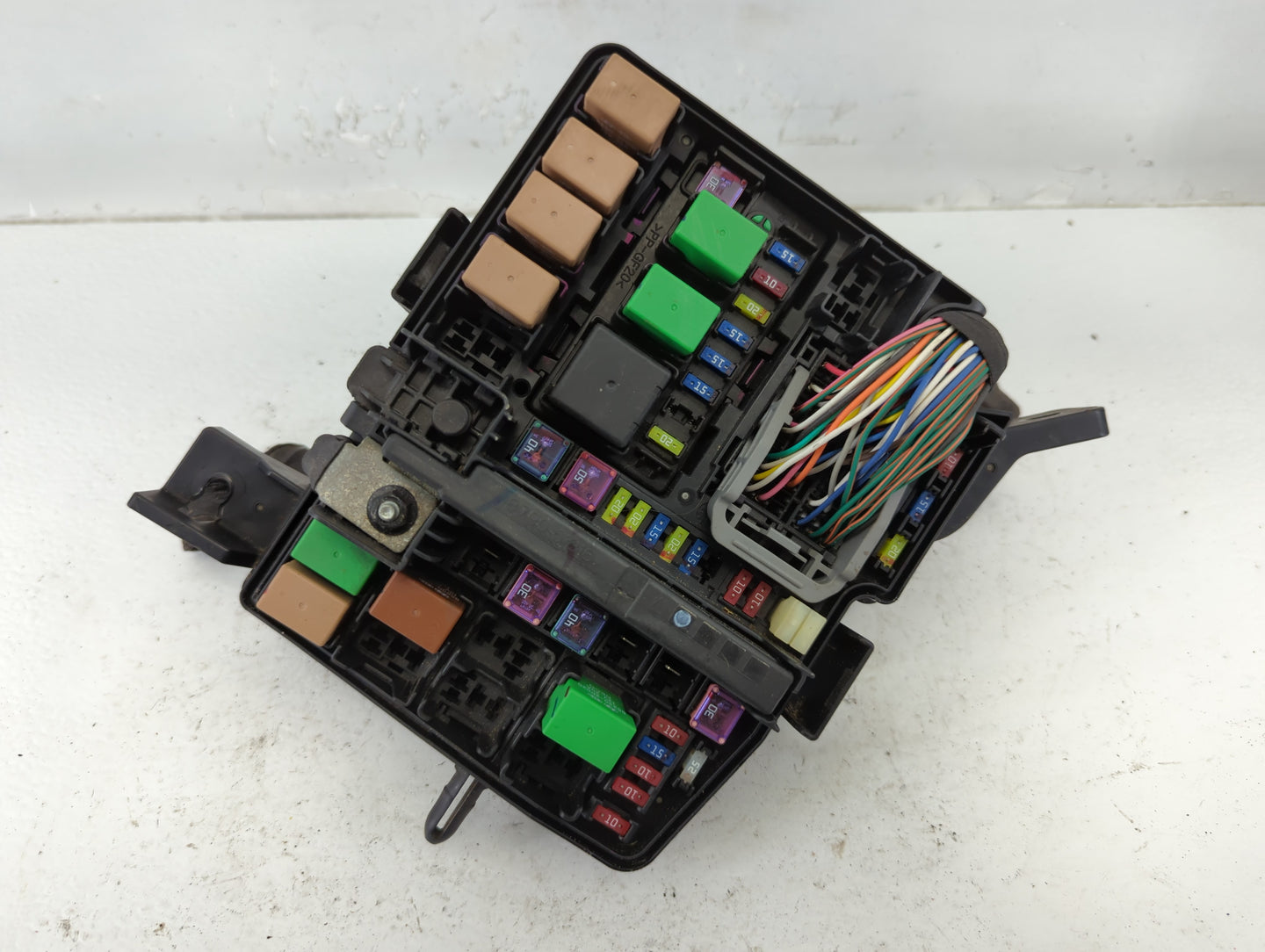 2011-2014 Hyundai Sonata Fusebox Fuse Box Panel Relay Module P/N:91950-3S711 Fits Fits 2011 2012 2013 2014 OEM Used Auto Par