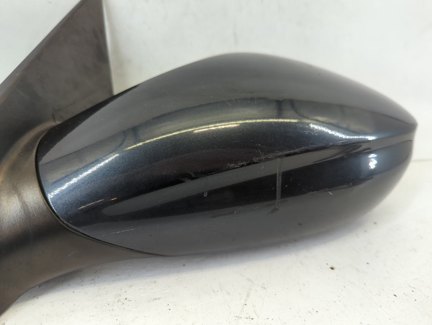 2011-2014 Hyundai Sonata Driver Side View Mirror - Left Door Mirror OEM Used - Oemusedautoparts1.com
