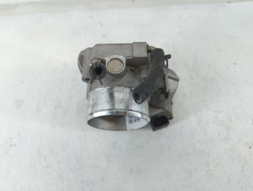 2011-2014 Hyundai Sonata Throttle Body P/N:35100-2G700 Fits Fits 2011 2012 2013 2014 2015 2016 OEM Used Auto Parts
