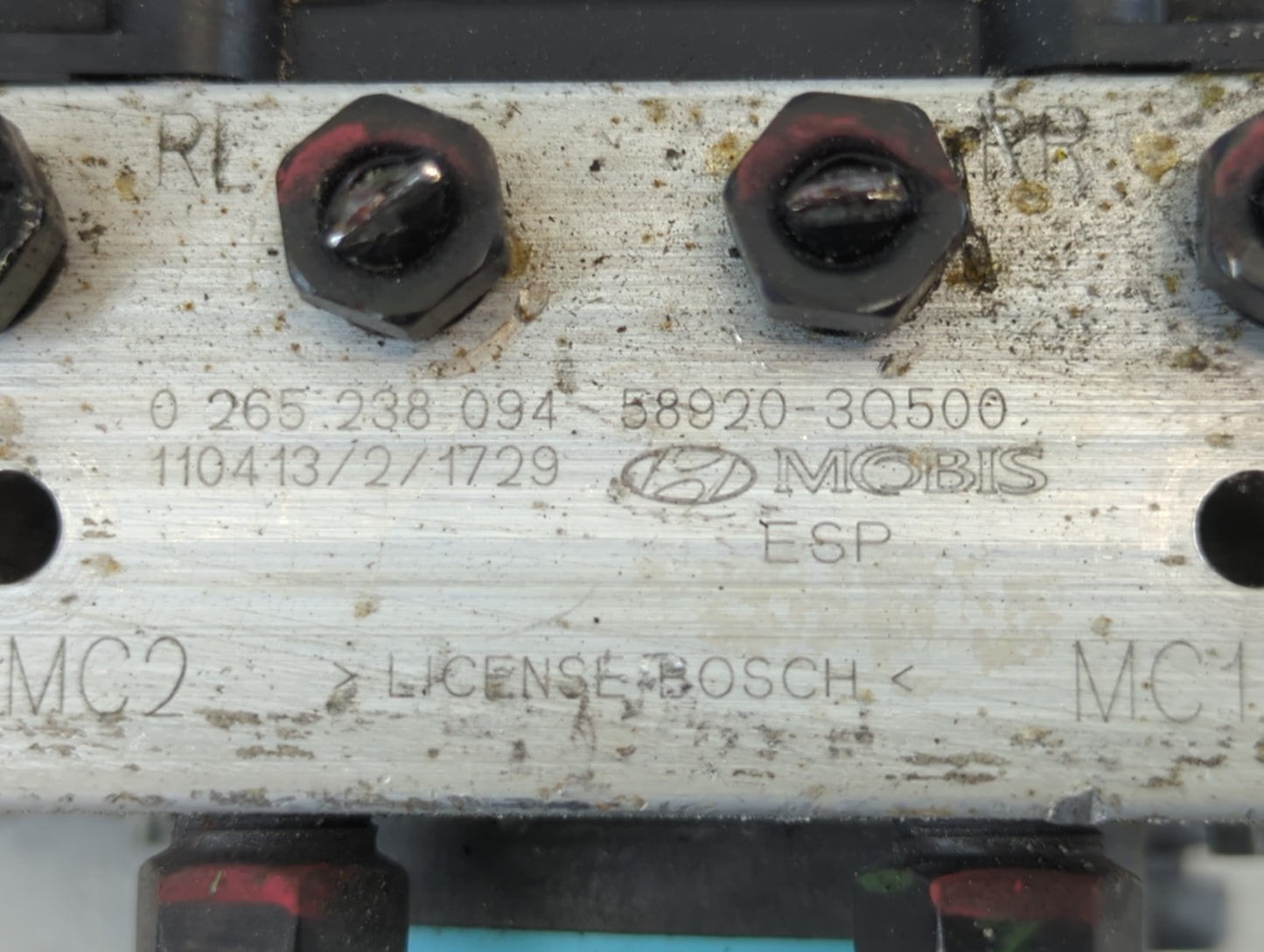 2011-2013 Hyundai Sonata ABS Pump Control Module Replacement P/N:58920-30500 0 205 238 094 Fits Fits 2011 2012 2013 OEM Used