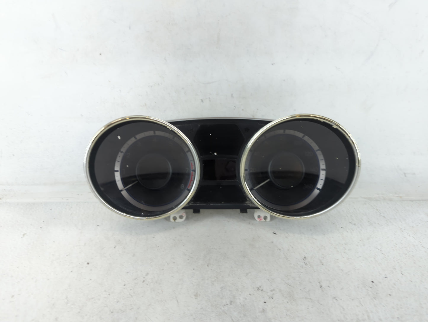 2011-2013 Hyundai Sonata Instrument Cluster Speedometer Gauges P/N:94001-3Q001 Fits Fits 2011 2012 2013 OEM Used Auto Parts 