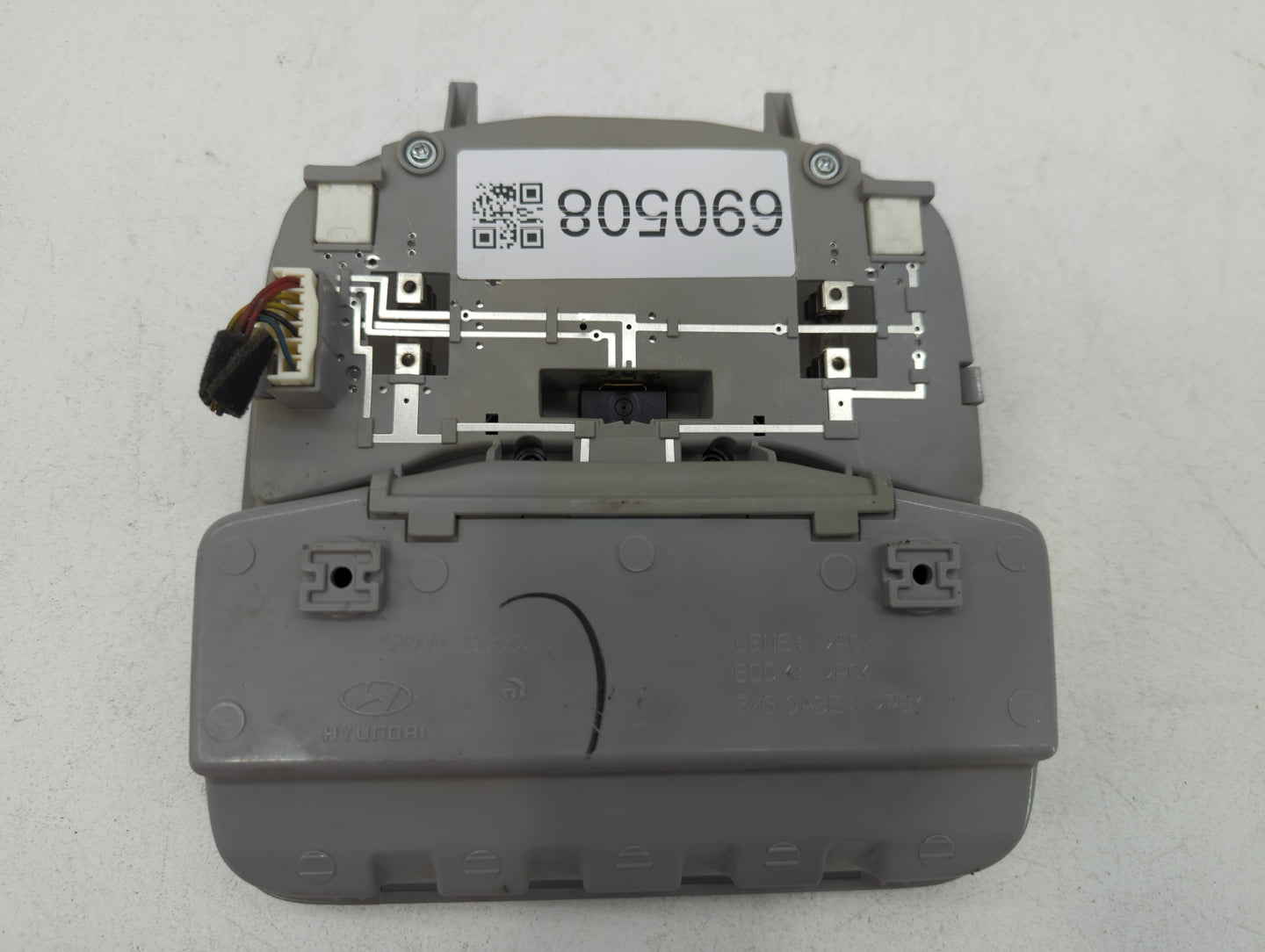 2011-2015 Hyundai Sonata Overhead Roof Console 690508 - Oemusedautoparts1.com