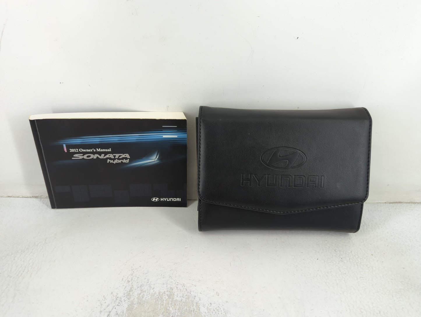 2012 Hyundai Sonata Owners Manual Book Guide P/N:A4R0-EU20N OEM Used Auto Parts - Oemusedautoparts1.com