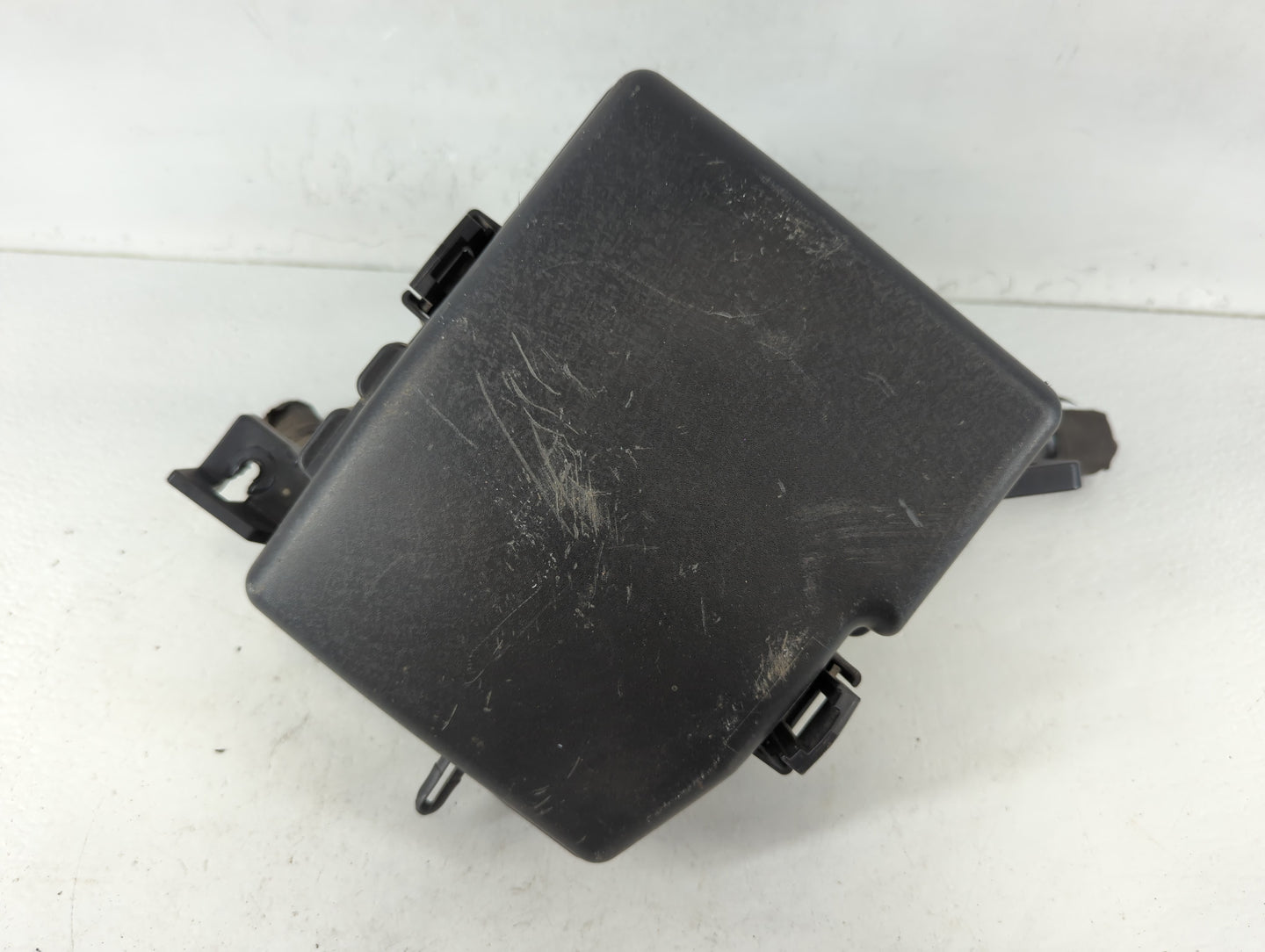 2011-2012 Hyundai Sonata Fusebox Fuse Box Panel Relay Module P/N:120516112 91200-4R014 Fits Fits 2011 2012 OEM Used Auto Par