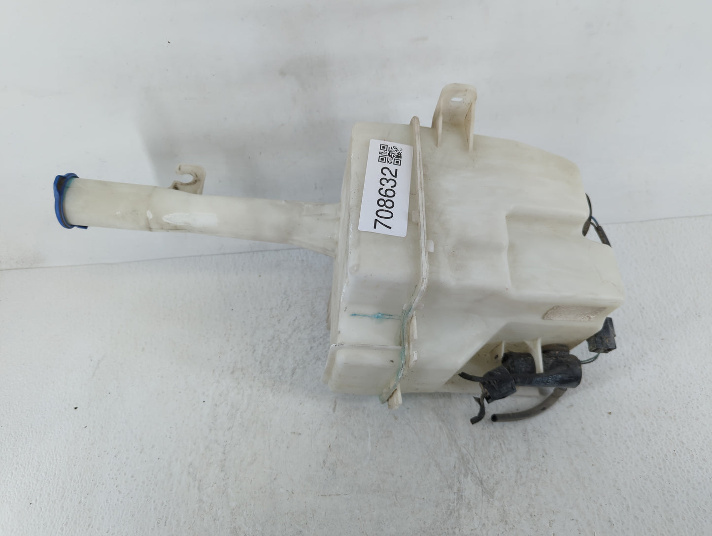 2011-2015 Hyundai Sonata Windshield Washer Fluid Reservoir Bottle Oem - Oemusedautoparts1.com