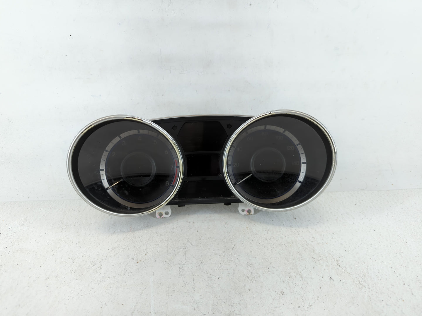 2011-2012 Hyundai Sonata Instrument Cluster Speedometer Gauges Fits Fits 2011 2012 OEM Used Auto Parts - Oemusedautoparts1.c