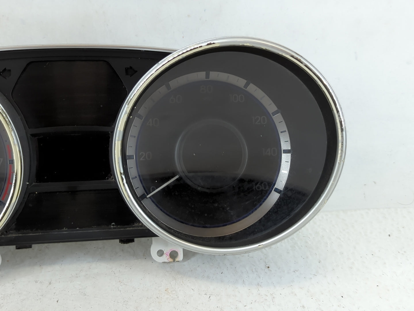 2011-2012 Hyundai Sonata Instrument Cluster Speedometer Gauges Fits Fits 2011 2012 OEM Used Auto Parts - Oemusedautoparts1.c