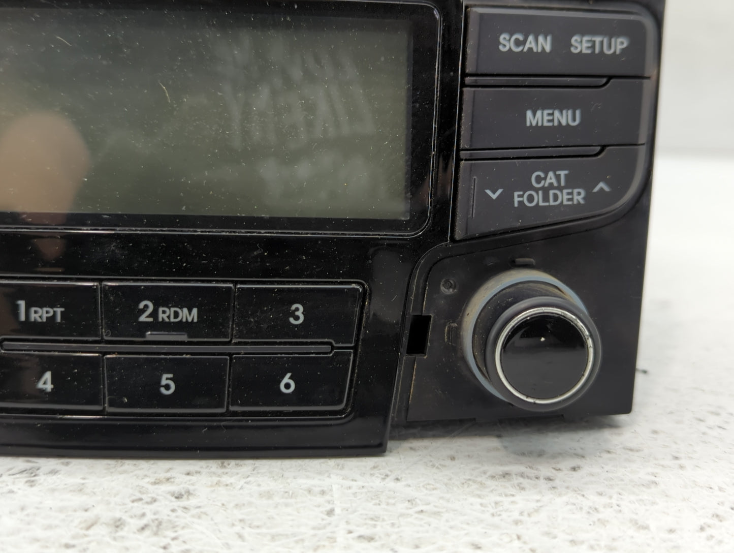 2012-2015 Hyundai Sonata Am Fm Cd Player Radio Receiver - Oemusedautoparts1.com